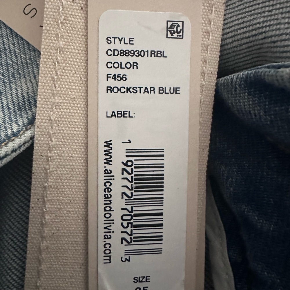 Alice + Olivia Light Blue Flare Jeans - Picture 6 of 8